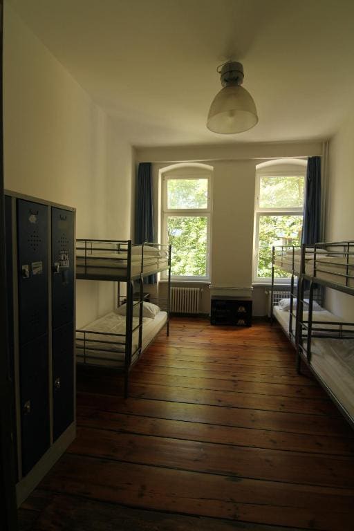 Bed in 6-Bed Mixed Dormitory Room room - Image 1