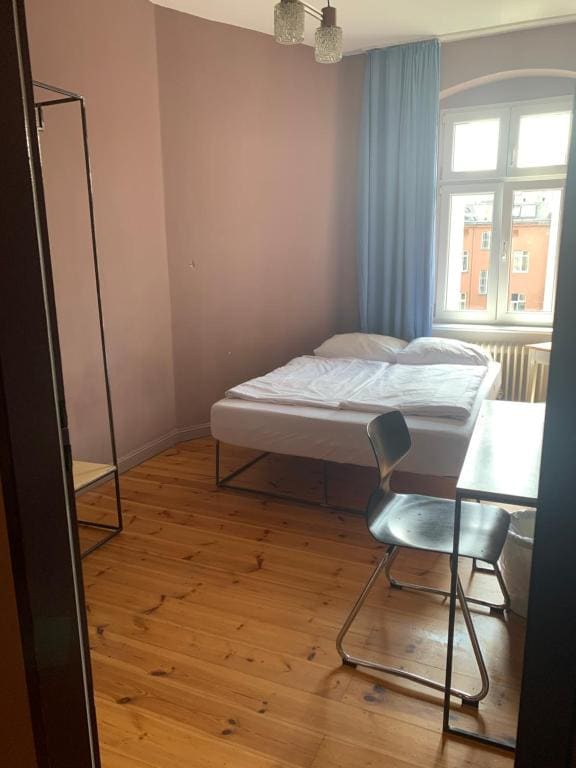 Double Room with Shared Bathroom room - Image 1