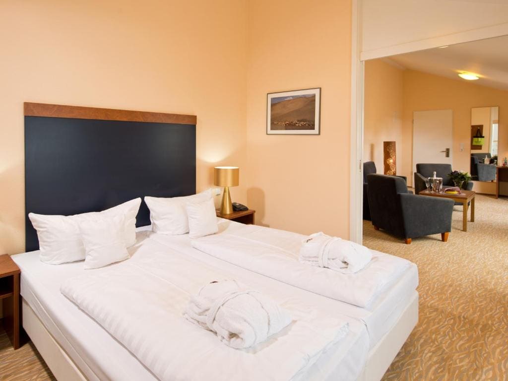 Suite room - Image 1