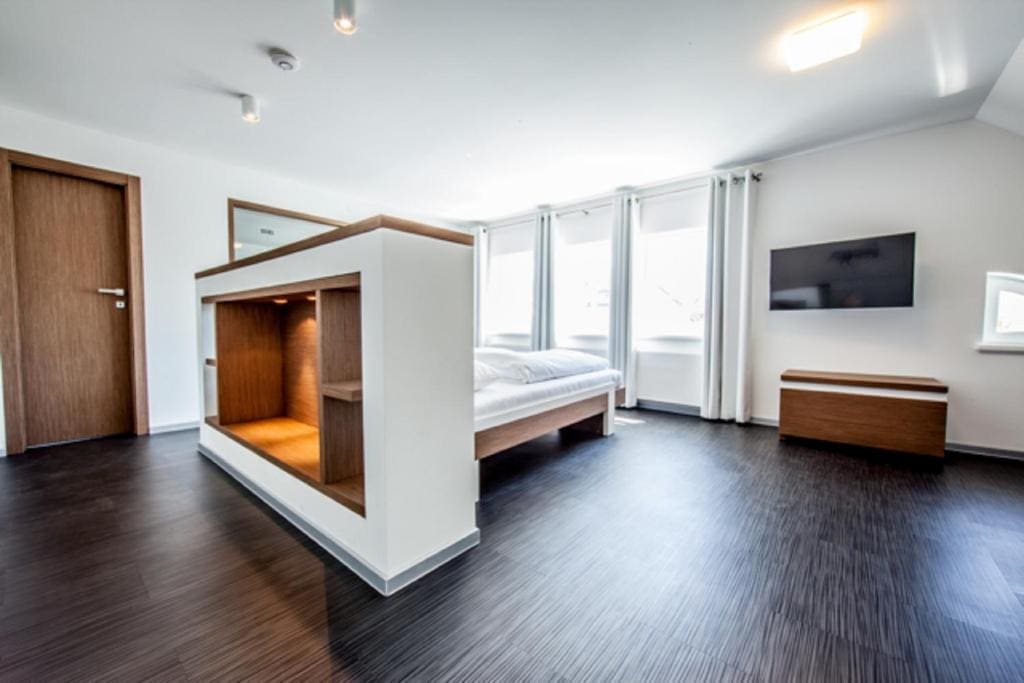 Suite room - Image 1