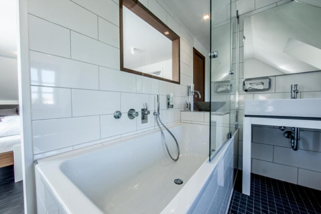 Suite room - Image 3