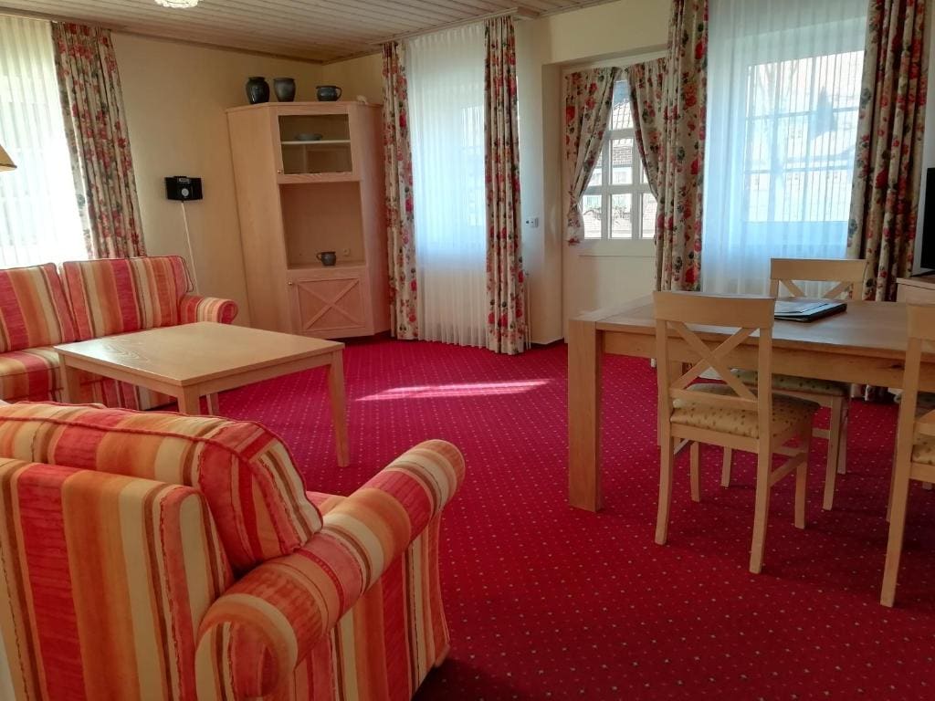 Suite room - Image 2