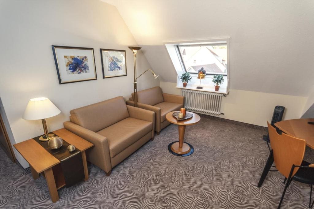 Suite room - Image 2