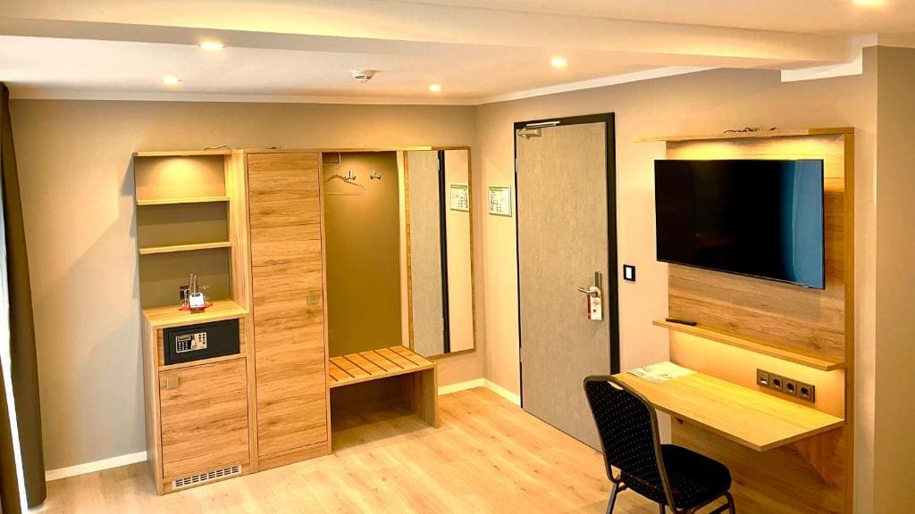 Deluxe Double Room room - Image 1