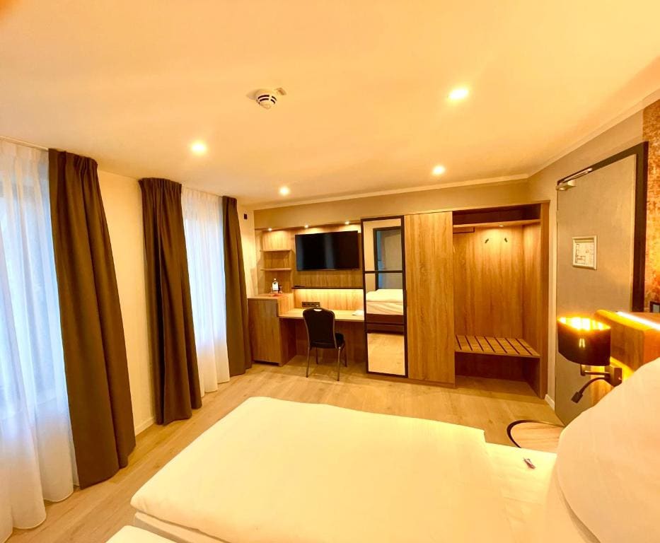 Superior Double Room room - Image 1