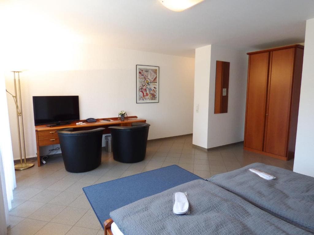 Classic Double Room room - Image 2