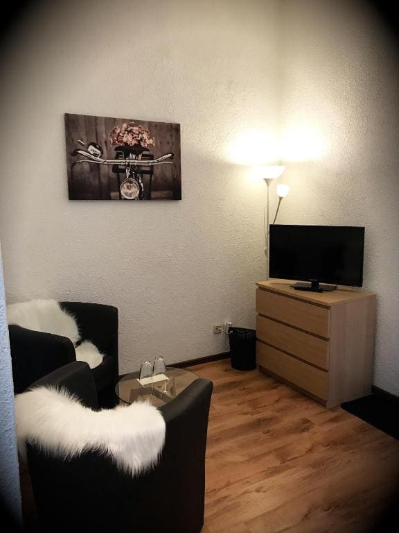 Double Room with Private Bathroom room - Image 3