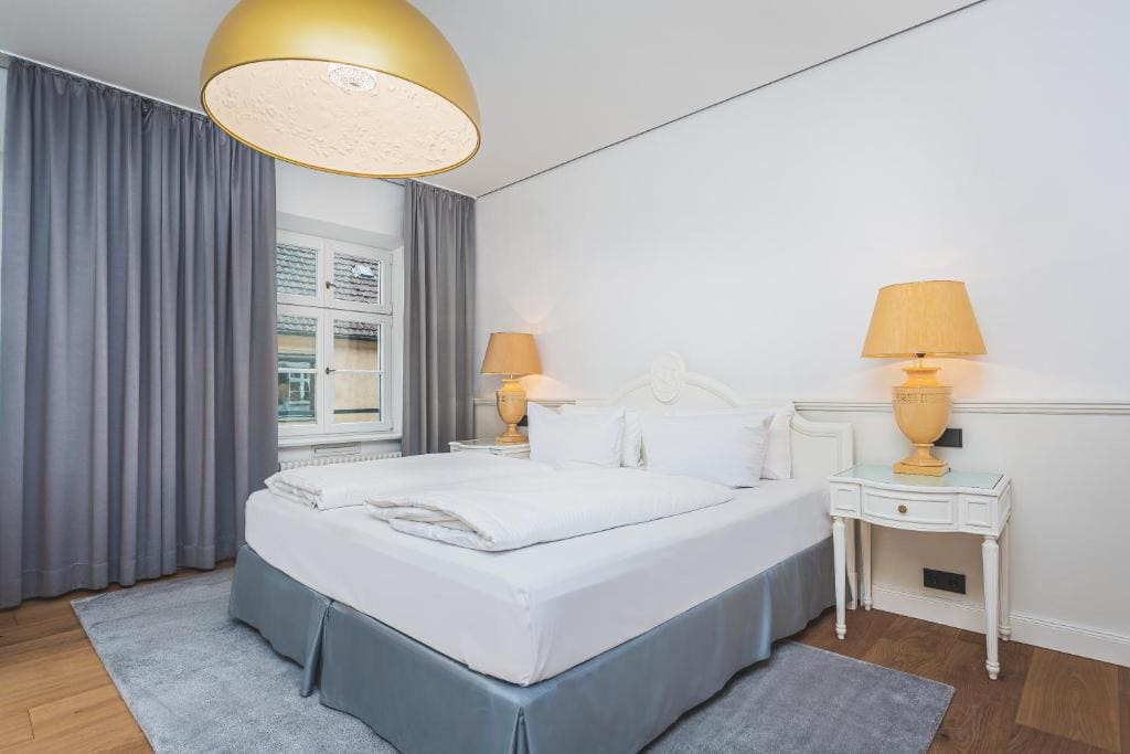 Deluxe Double Room room - Image 2