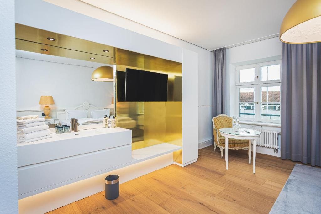 Deluxe Double Room room - Image 3