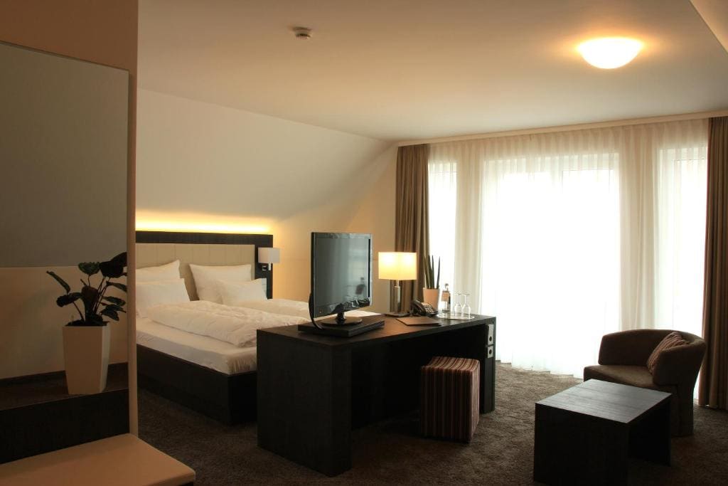 Superior Double Room room - Image 2