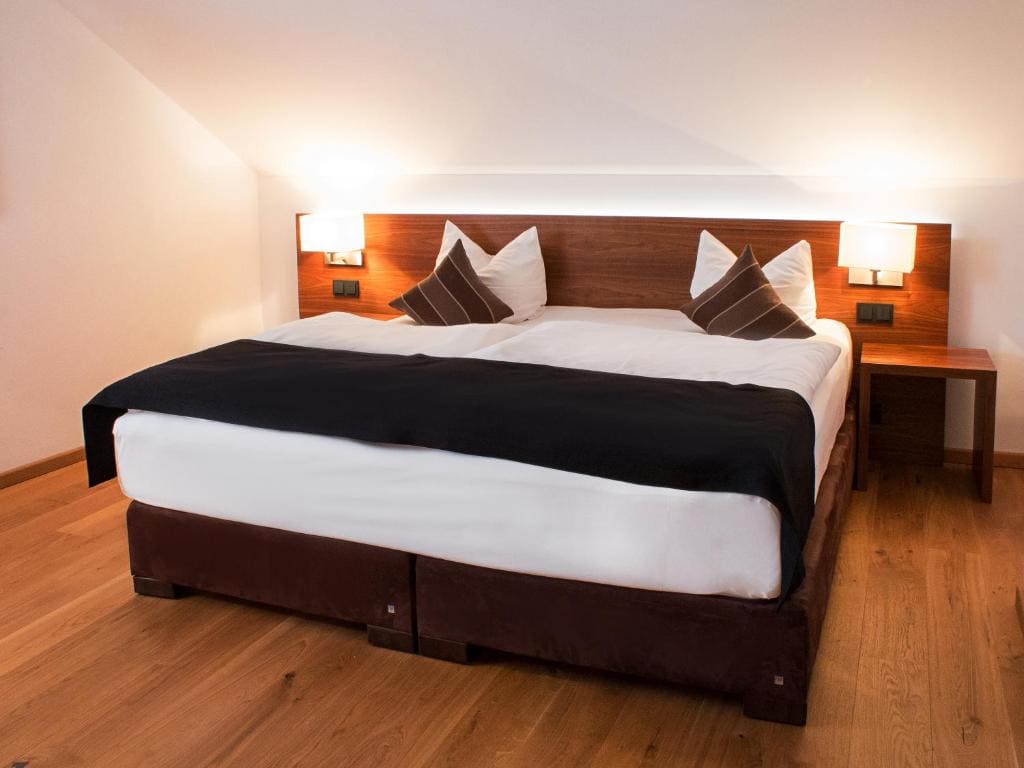 DORMERO Suite room - Image 1
