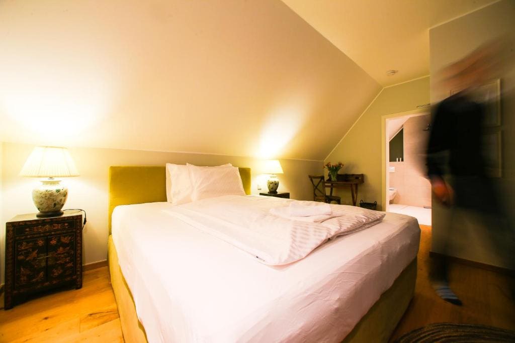 Double Room with Extra Bed room - Image 3