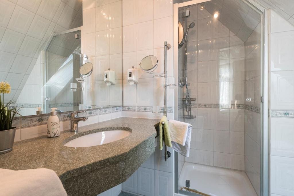 Duplex Studio room - Image 3