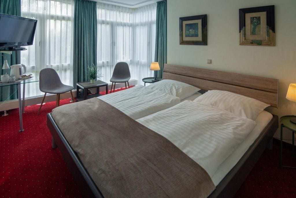 Large Double Room room - Image 1