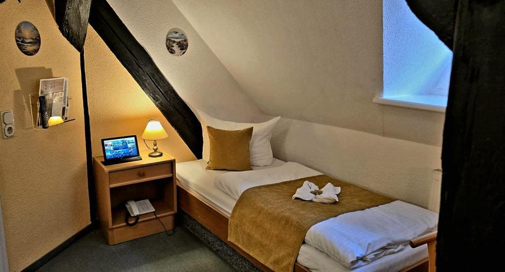 Economy Single Room room - Image 2