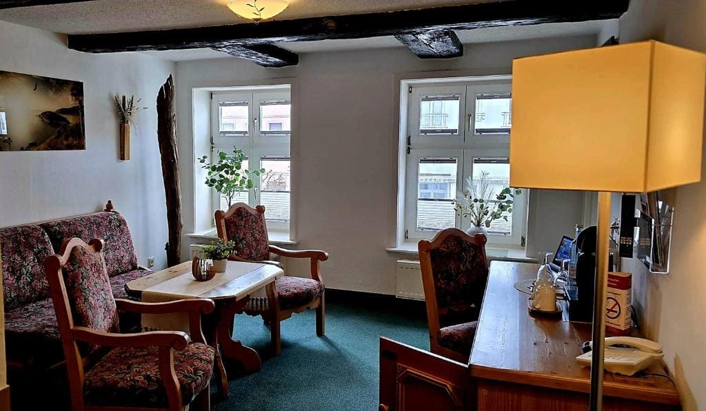 One-Bedroom Suite room - Image 1