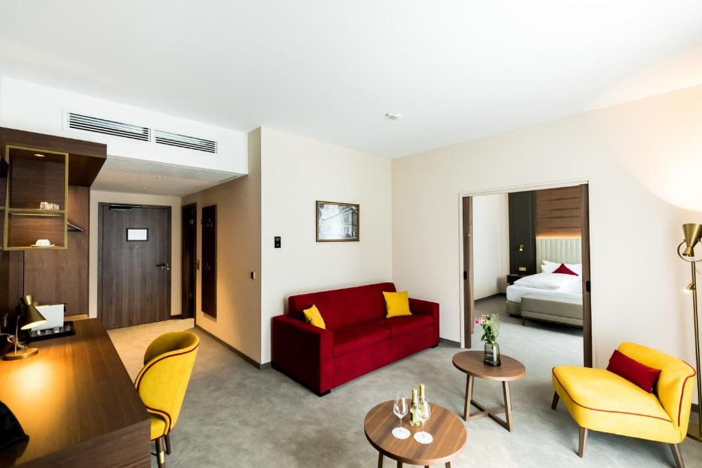 Suite with Balcony room - Image 3