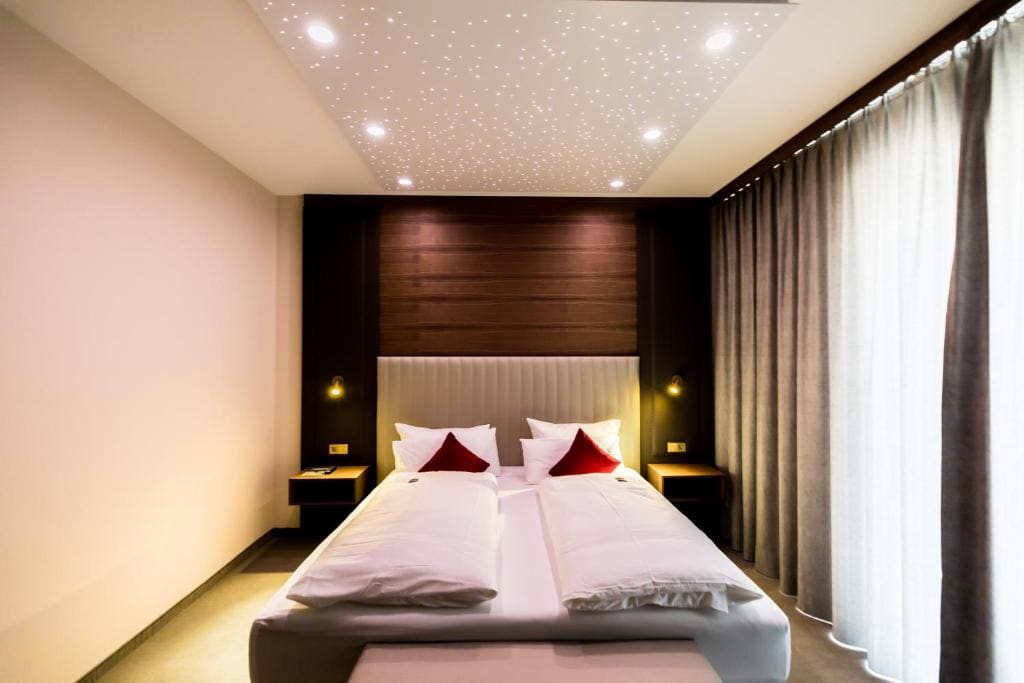 Suite with Balcony room - Image 1