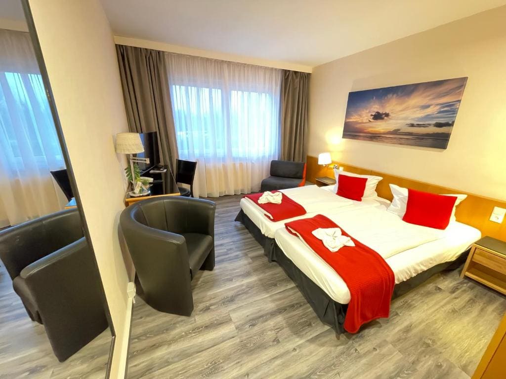 Standard Double Room room - Image 2