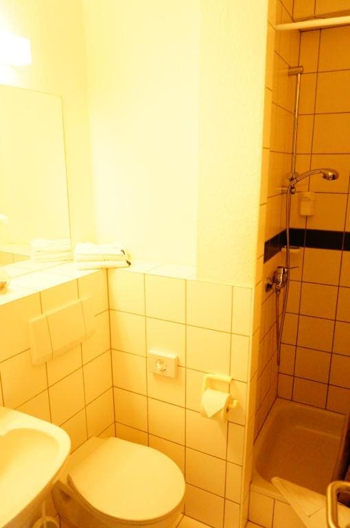 Standard Single Room room - Image 3