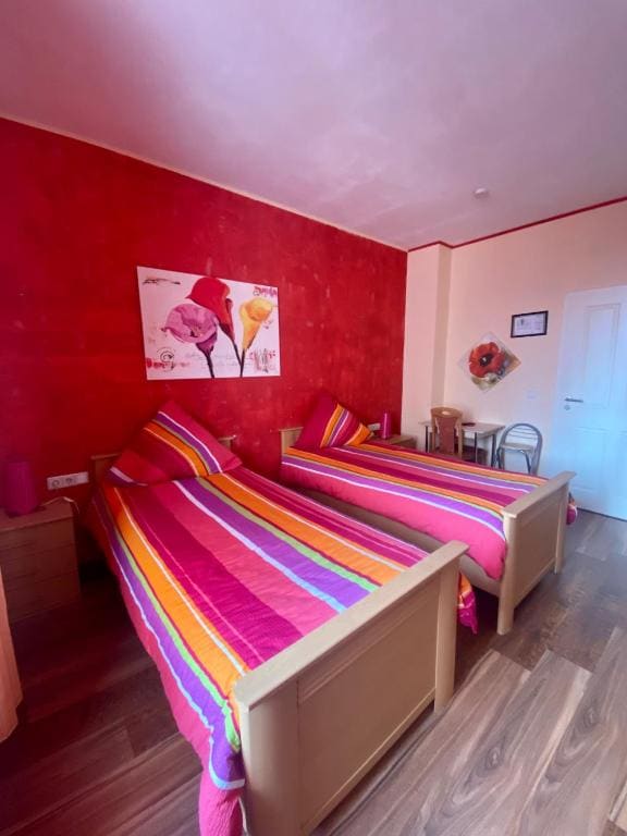 Double Room with Private Bathroom room - Image 2