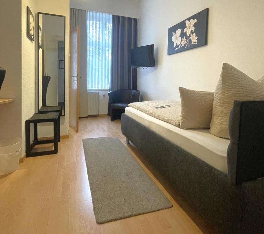 kleines Einzelzimmer room - Image 2
