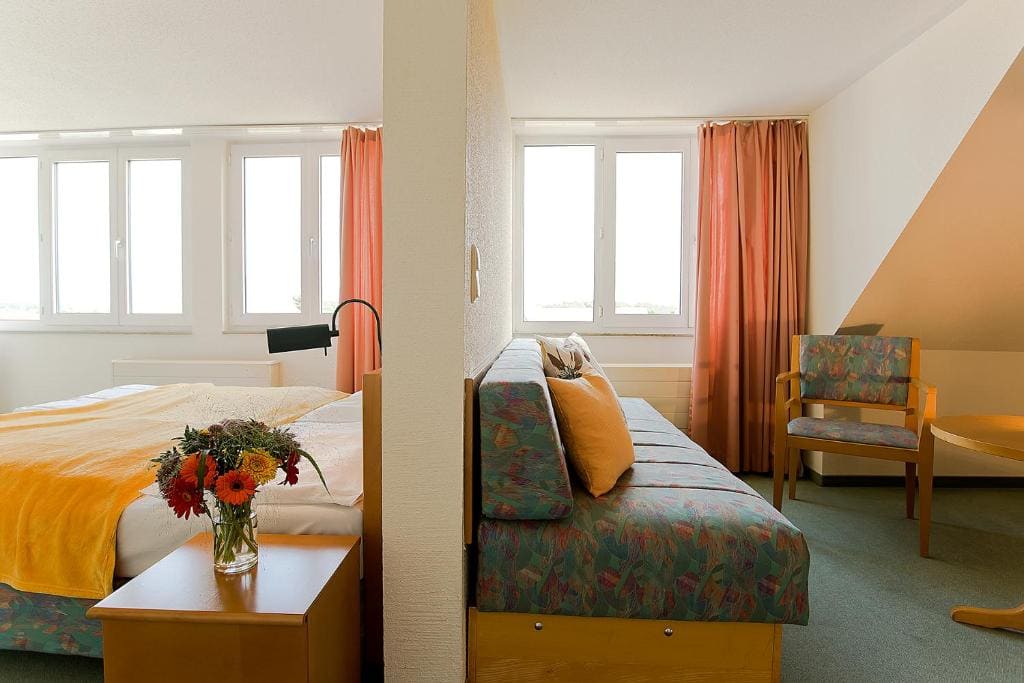 Apartment room - Image 3