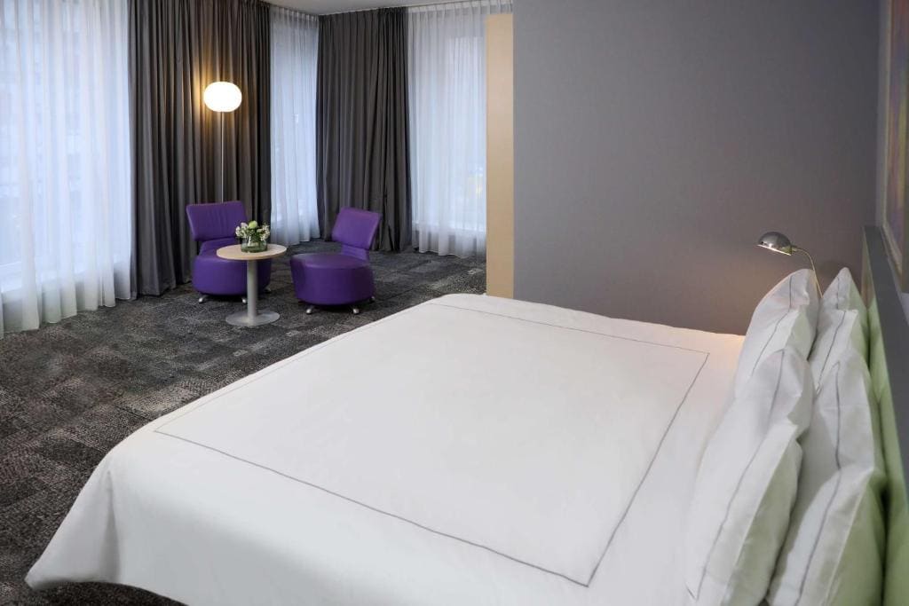 Junior Twin Suite room - Image 3