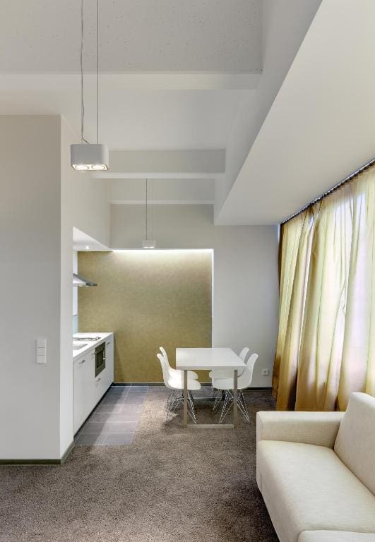 Apartment room - Image 2