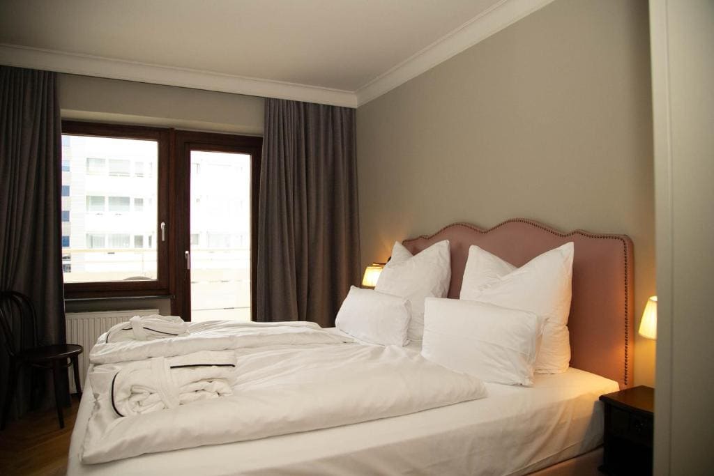 Superior Double Room with Balcony room - Image 1