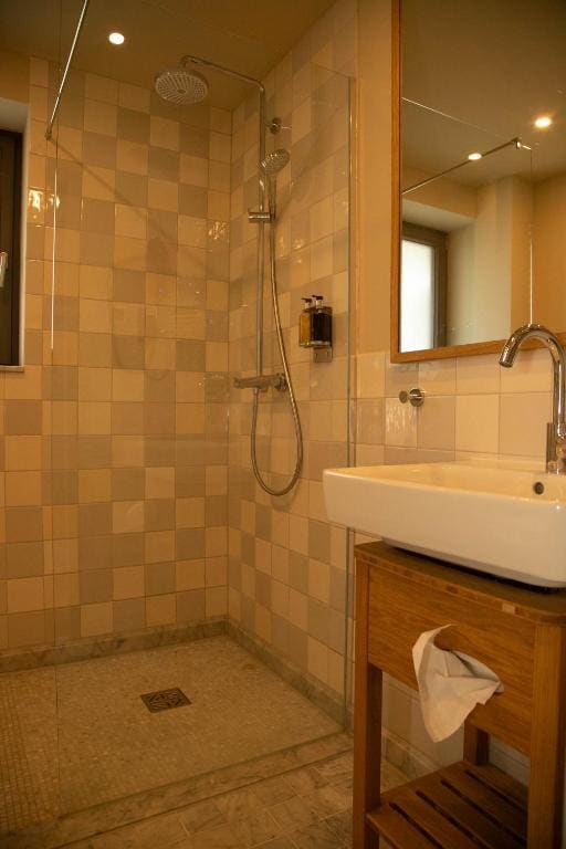 Junior Suite with Balcony room - Image 3