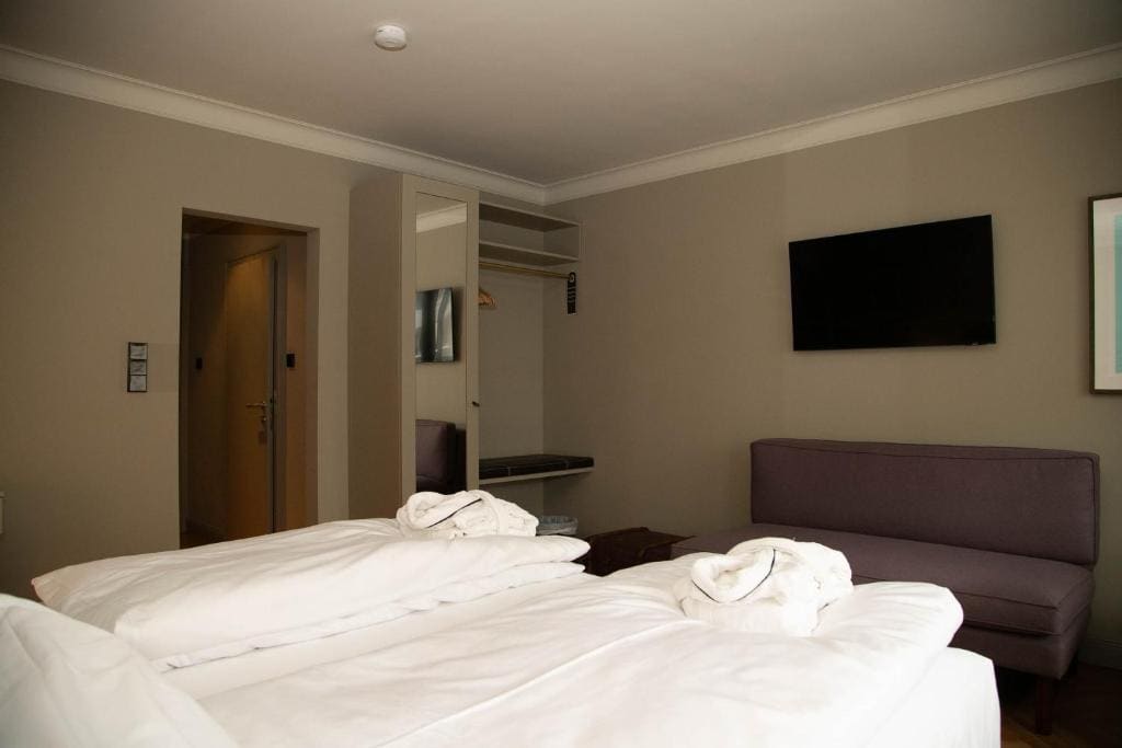 Standard Double Room room - Image 2