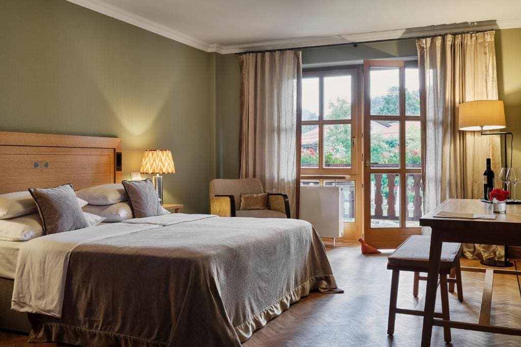 Premium Double Room with Balcony room - Image 2