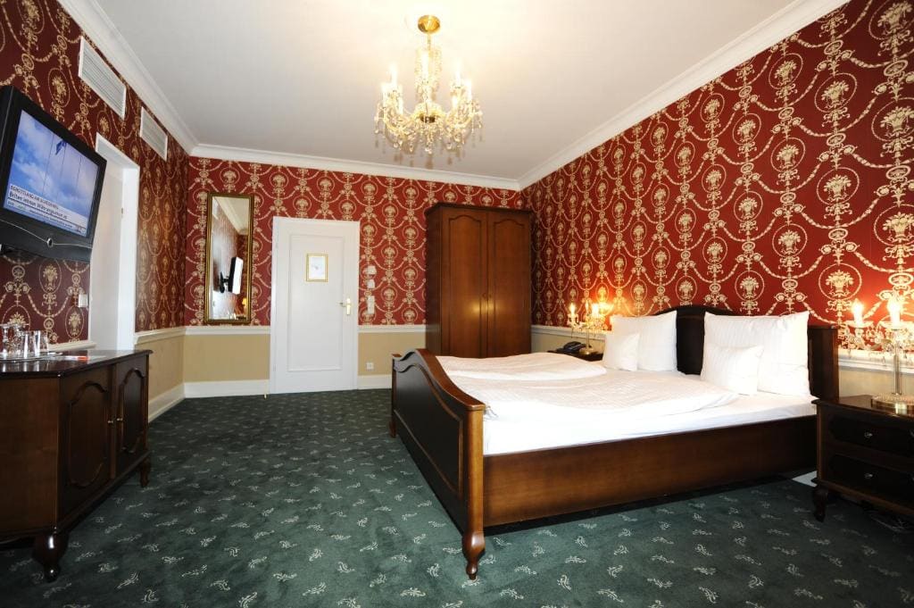 Deluxe Double Room room - Image 3