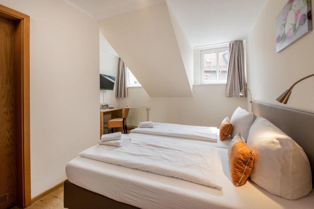 Standard Double Room room - Image 1