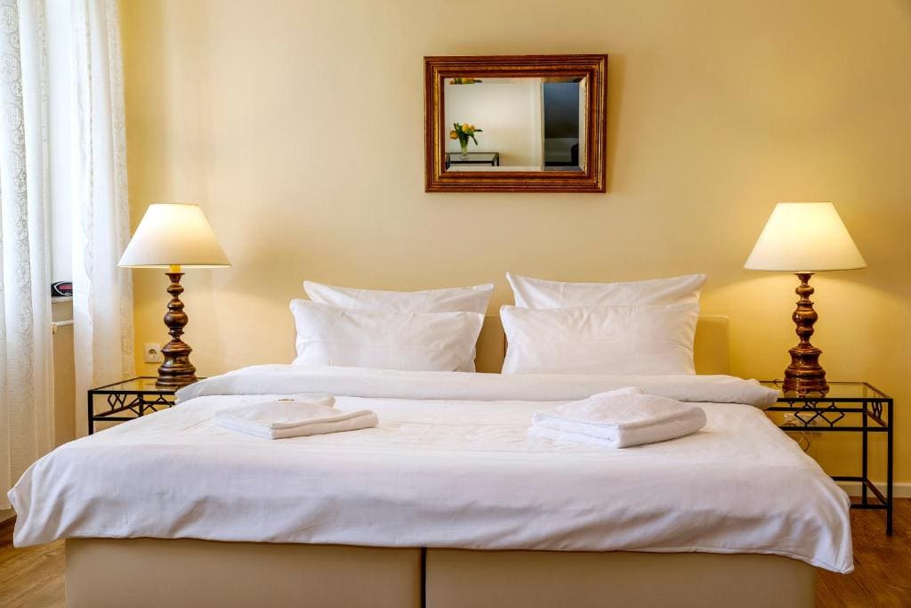 Double Room with Garden View room - Image 1