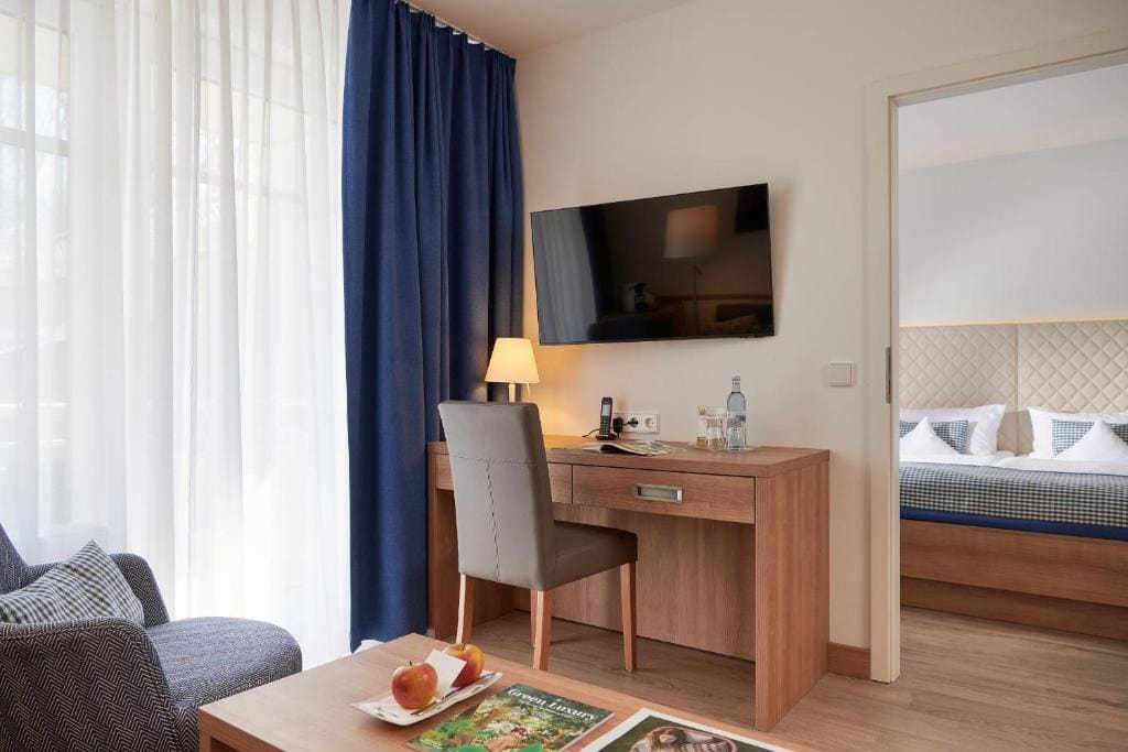 Suite with Balcony and Side View of the Sea room - Image 2
