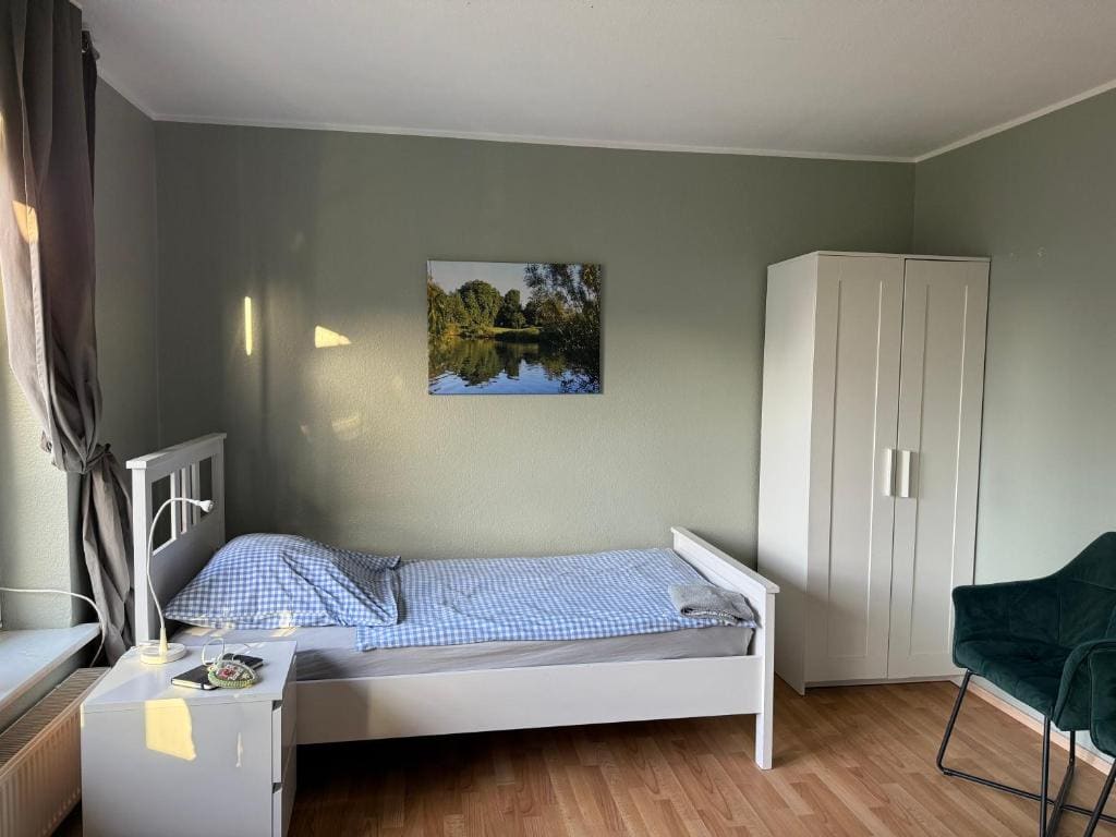 Four-Bedroom Holiday Home room - Image 3