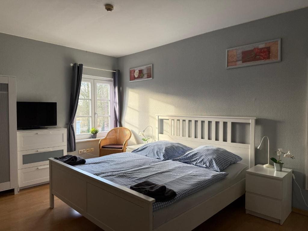 Double Room with Private Bathroom room - Image 2