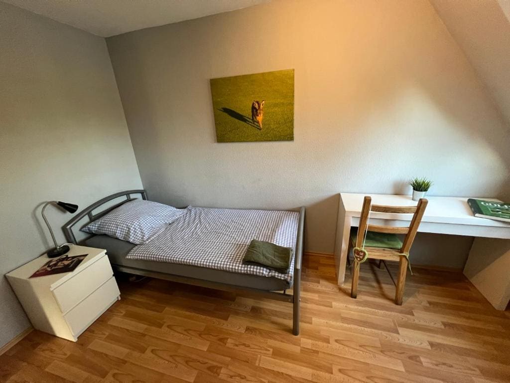 Four-Bedroom House room - Image 3