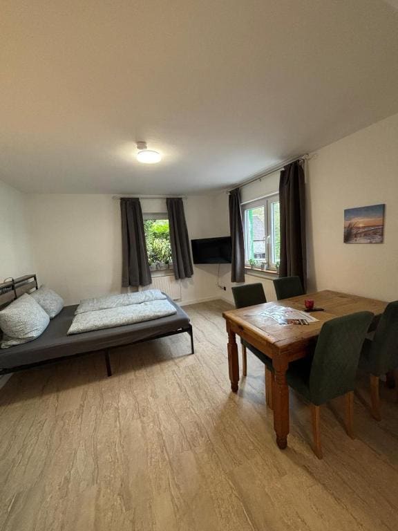 Two-Bedroom Apartment with Terrace room - Image 1