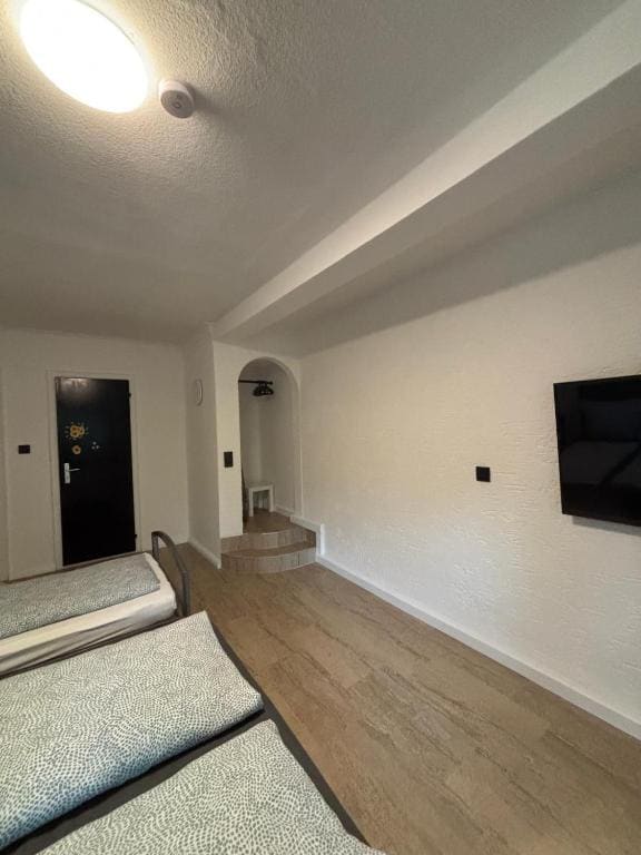 Two-Bedroom Apartment with Terrace room - Image 2