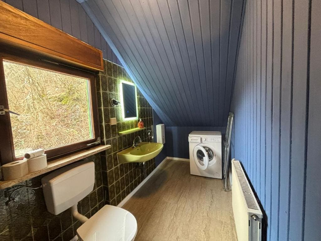Three-Bedroom Apartment with Balcony room - Image 3