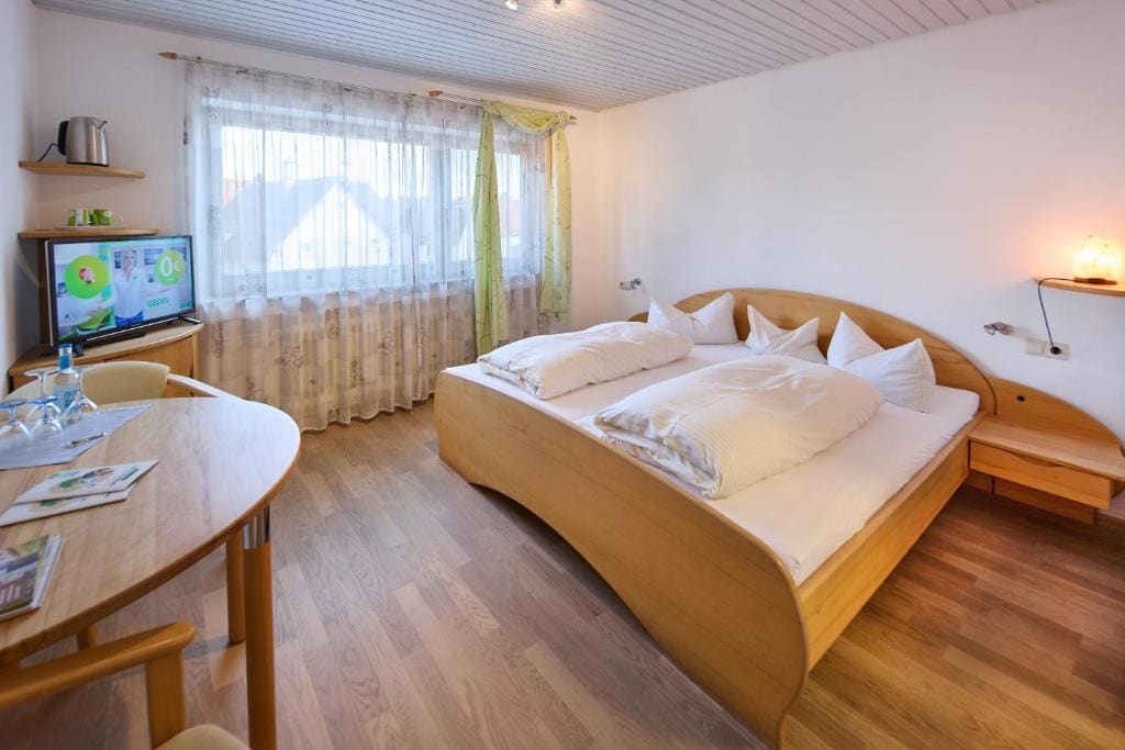 Standard Double Room room - Image 1