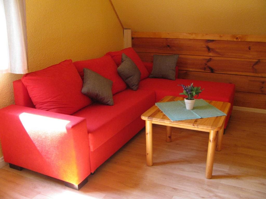 Family Room room - Image 2