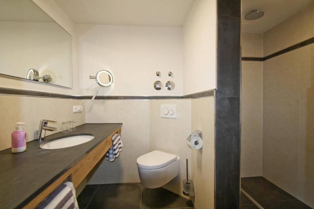 Two-Bedroom Apartment room - Image 3