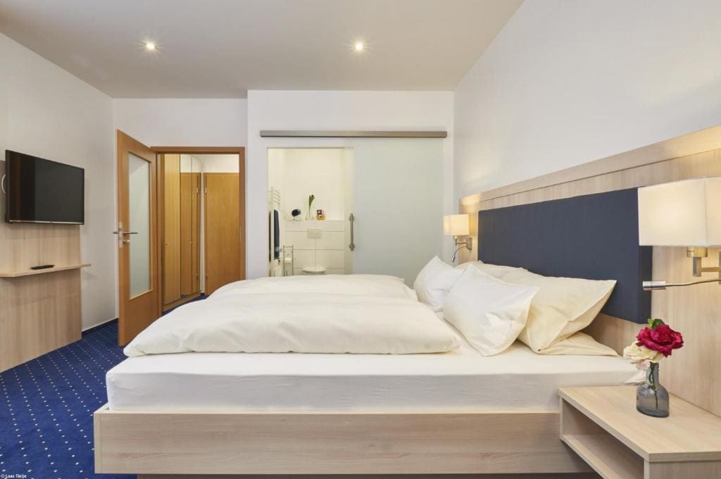 Double or Twin Room room - Image 2
