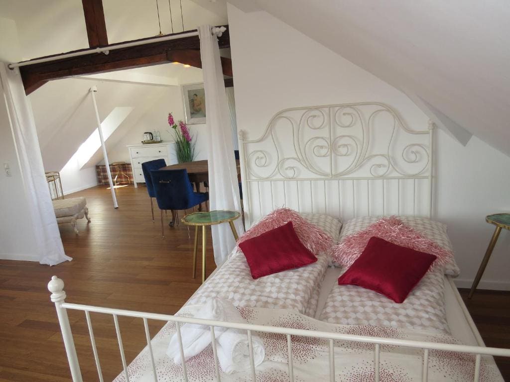 Suite room - Image 3