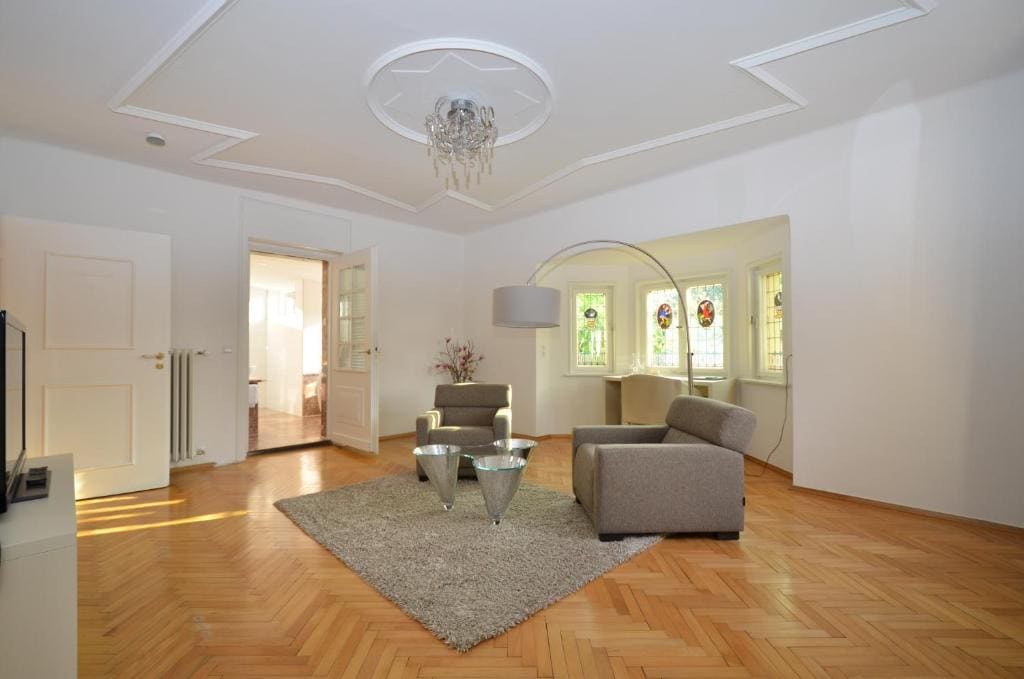 Large Suite room - Image 3