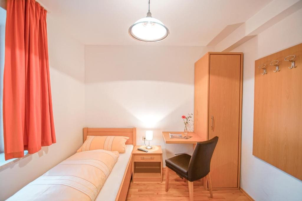 Single Room room - Image 1